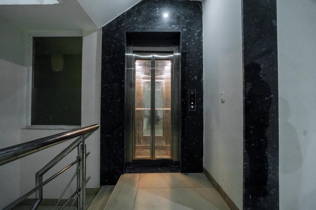 Saltstayz Sector 52 - Ardee City Mall Gurgaon Exterior foto
